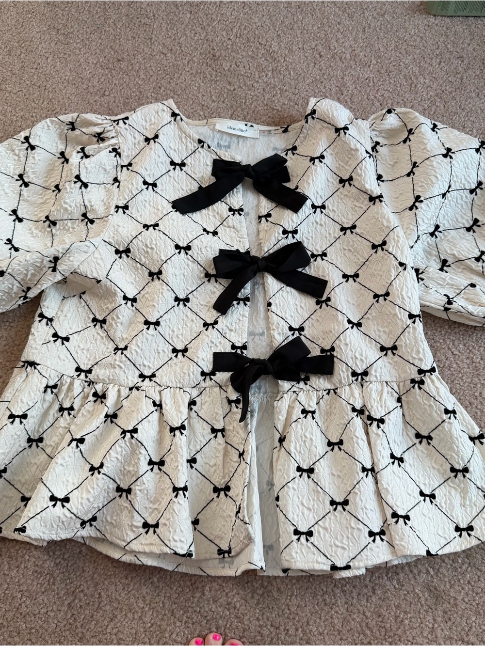 Idem ditto White Puff Sleeve Bow tie Accent Top blouse - Picture 6 of 7